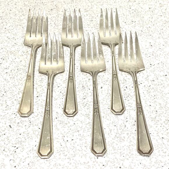 Rogers Silverplate individual salad or dessert forks set of 6 Claridge 1919 - Picture 1 of 5